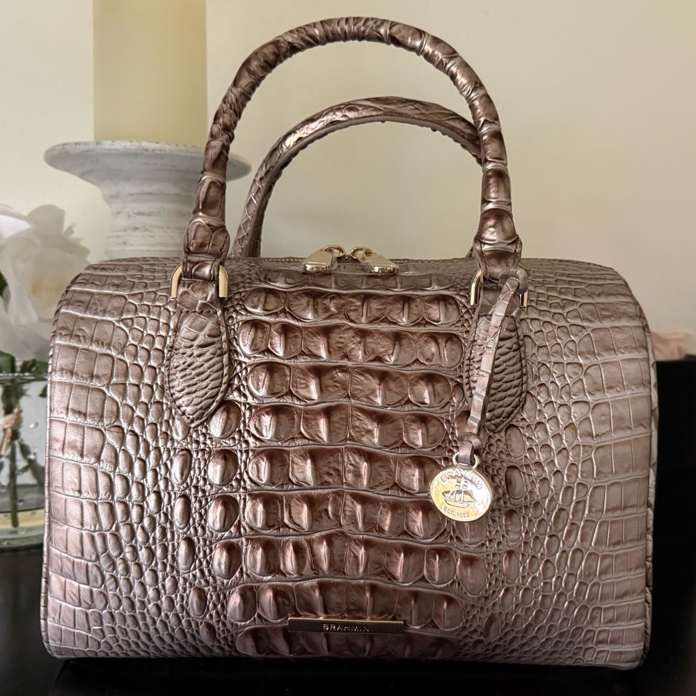 Brand new BRAHMIN STACY SATCHEL BAG! Beautiful color!! Crossbody Strap!